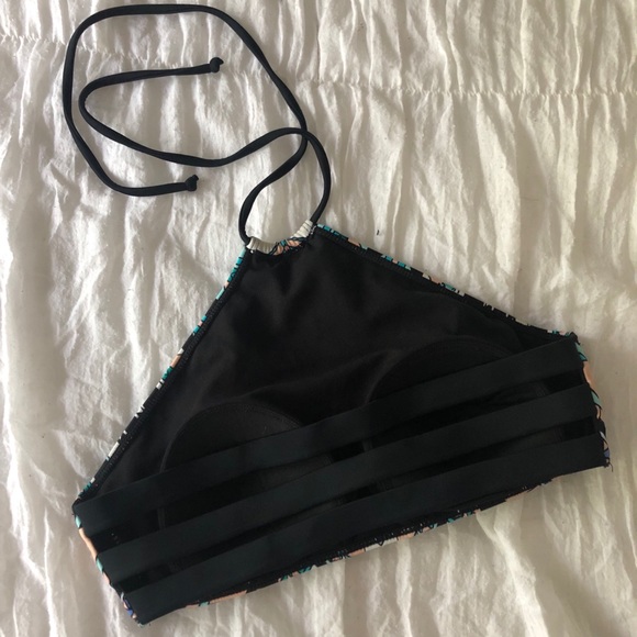 Bikini top - Picture 2 of 3